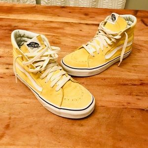 Sued yellow vans